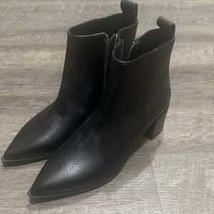 Everlane Black Leather Ankle Booties